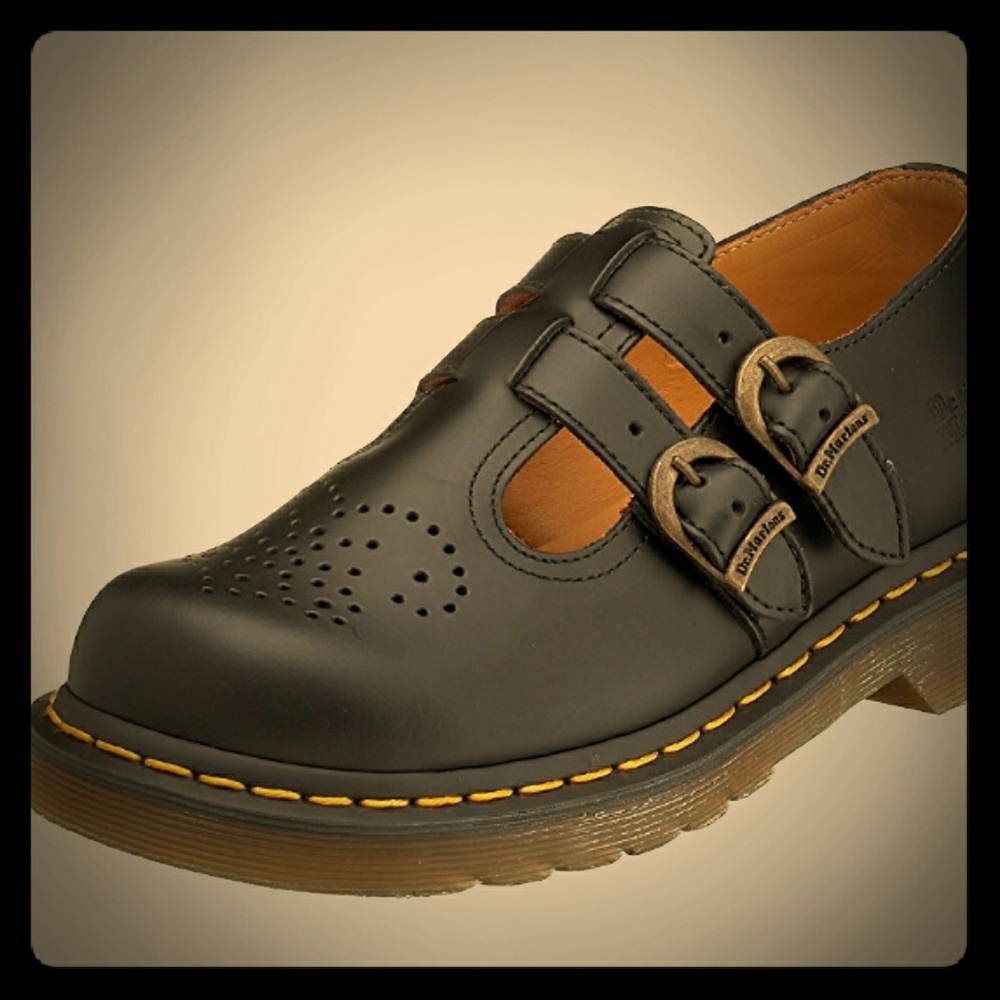 Doc Martens Mary Janes